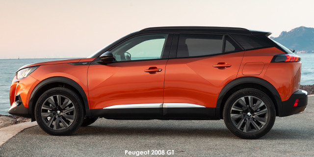 PEUGEOT 2008 1.2T GT A/T - 7 