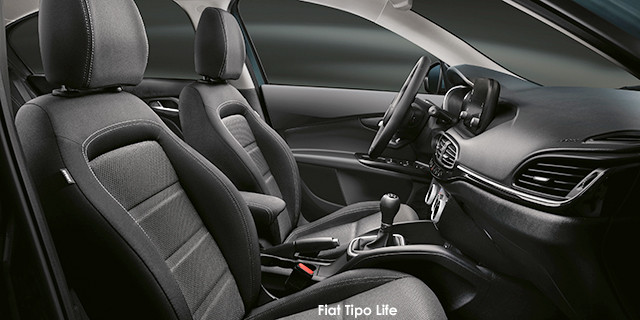 FIAT TIPO 1.6 LIFE A/T 5DR - 12 