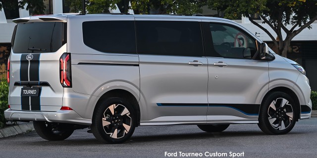 FORD TOURNEO CUSTOM 2.0D TITANIUM X A/T - 41 