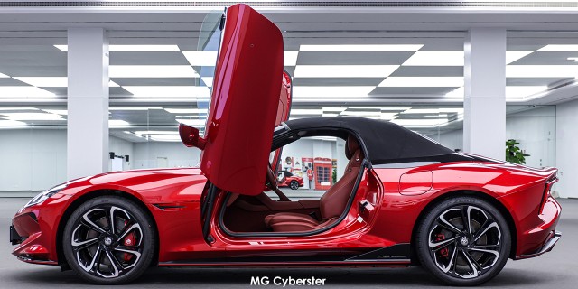 CYBERSTER 4WD gallery image 7