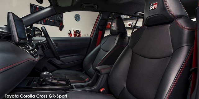 TOYOTA COROLLA CROSS 1.8 GR-S HYBRID - 51 