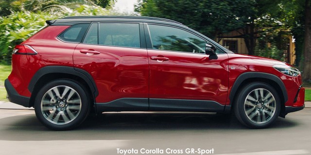 TOYOTA COROLLA CROSS 1.8 GR-S HYBRID - 48 