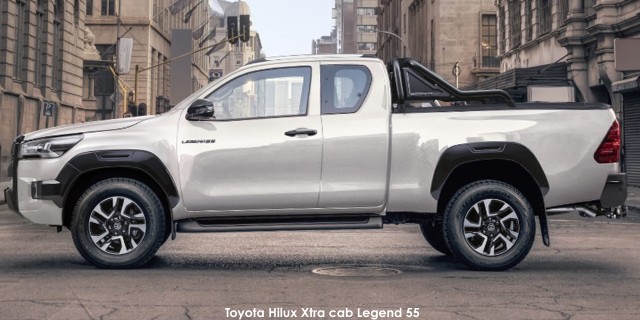 TOYOTA HILUX 2.8 GD-6 RB LEGEND 55 4X4 A/T P/U E/CAB - 8 