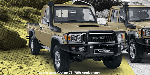 Land Cruiser 79 4.5D-4D LX V8 70th Anniversary